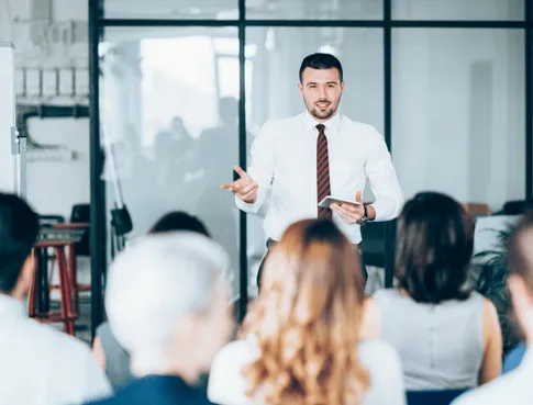 Comment choisir la formation technique adaptée à son métier et à ses obligations réglementaires ?