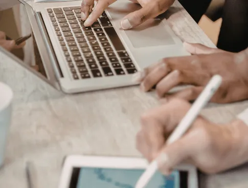 Ma&icirc;triser les outils collaboratifs en ligne : Google Apps, Office 365 et Teams