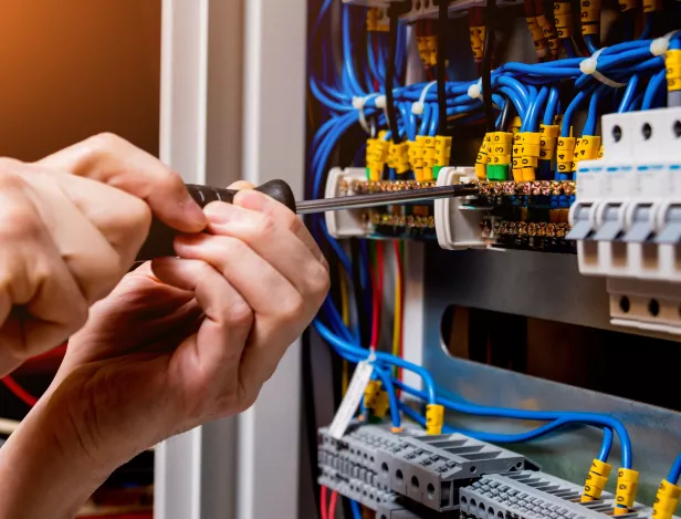 aftec-formation-professionelle-habilitation-electrique-formation